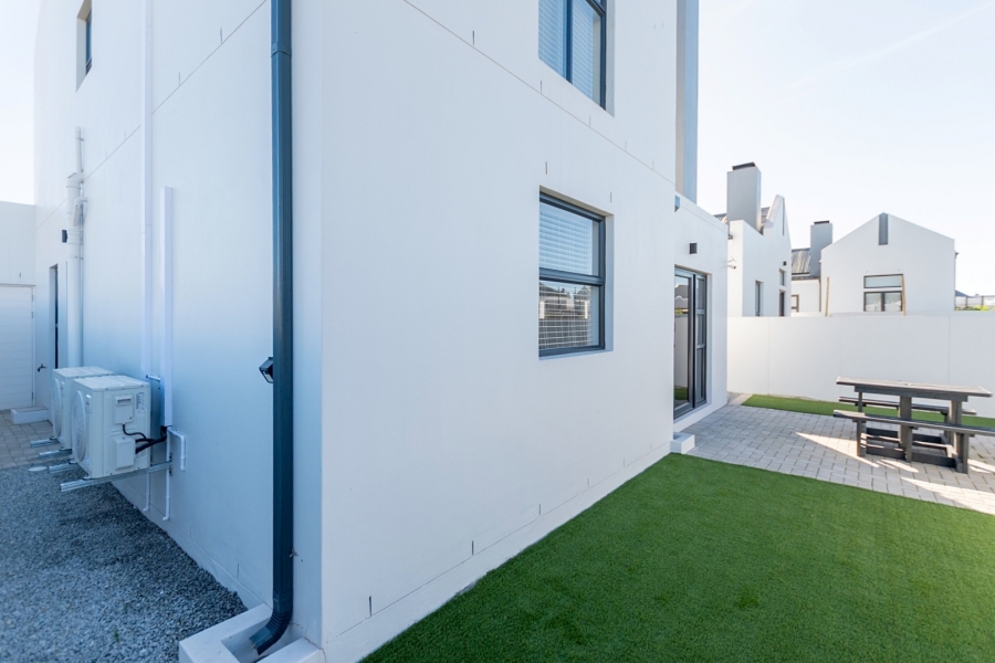 3 Bedroom Property for Sale in Laguna Western Cape